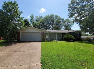4914 Sherborne Dr, Saint Louis, MO