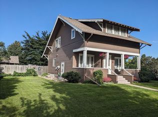 406 12th Ave, Britton, SD 57430