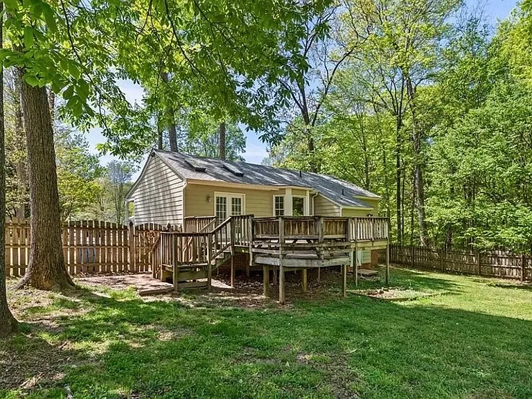 7500 Flag Tail Dr — Photo 12