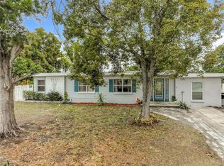 1 S Solandra Dr, Orlando, FL 32807