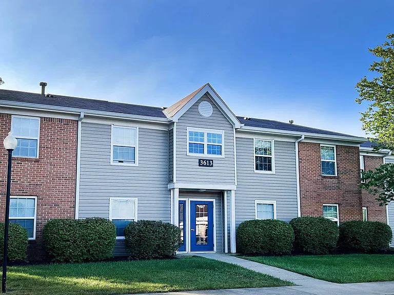 Steeplechase Apartments — Photo 71