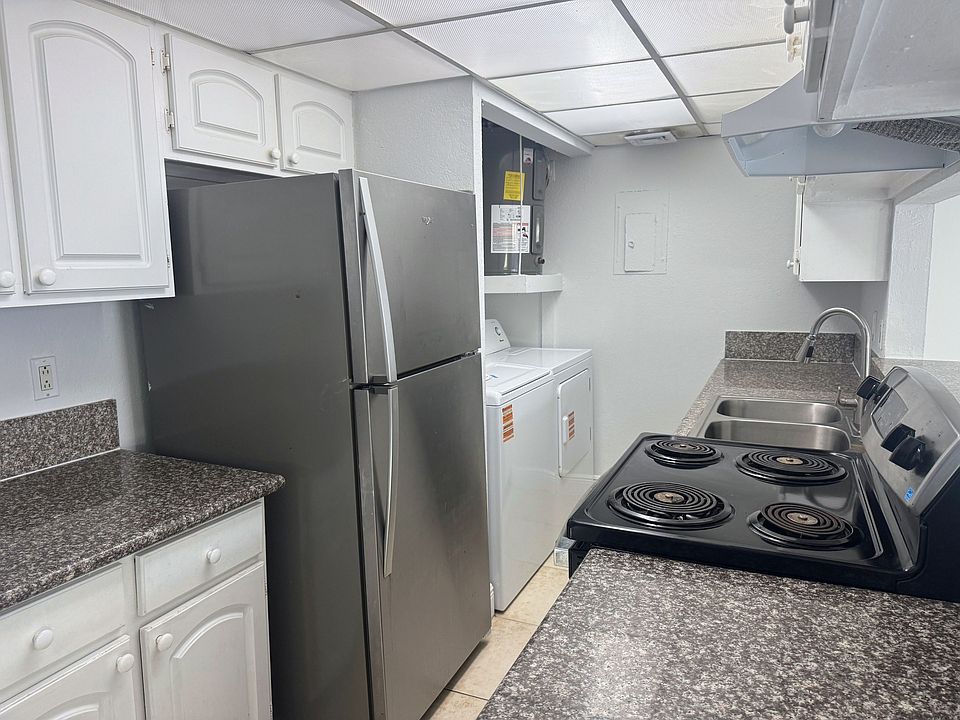 1st image of 4443 Treehouse Ln APT 20H