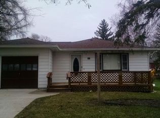 417 Pine St, Blanchard, MI 49310