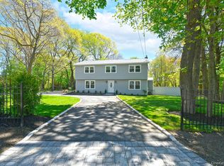 34 Warner Road, Huntington, NY 11743