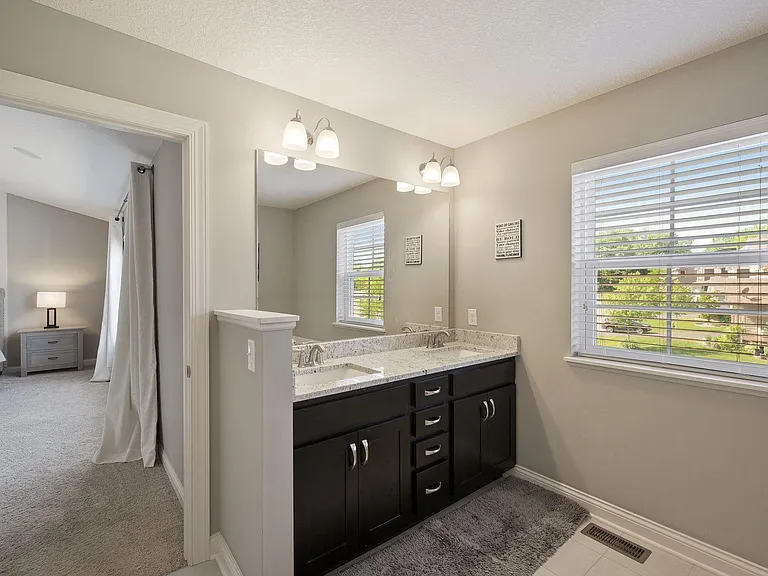 5596 Orchard Cv — Photo 25