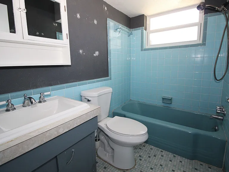 1309 Viewtop Dr — Photo 10
