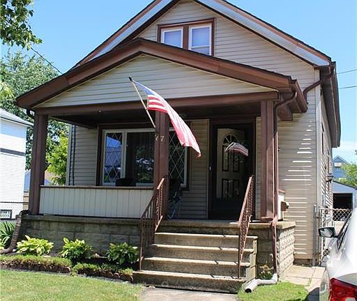 3rd image of 77 Beatrice Ave