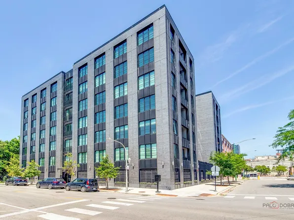 1400 W Monroe St #5B, Chicago, IL 60607