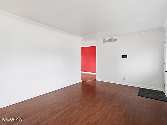 5th image of 1732 Cedar Ln