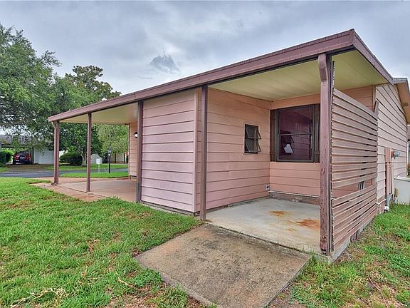 3rd image of 1613 E Schwartz Blvd