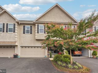 220 Spring Ln, West Chester, PA 19382