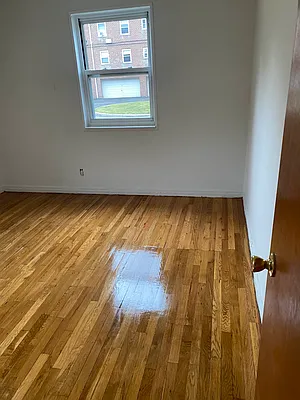 Rented by Queens Apartments Realty LLC | media 44