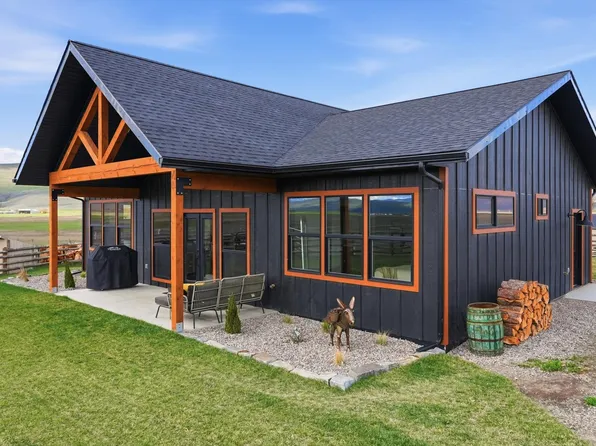 37 Andrews Rd, Hot Springs, MT 59845