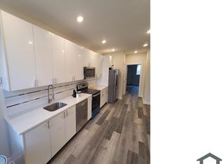 1907 N 9th St #1, Philadelphia, PA 19122