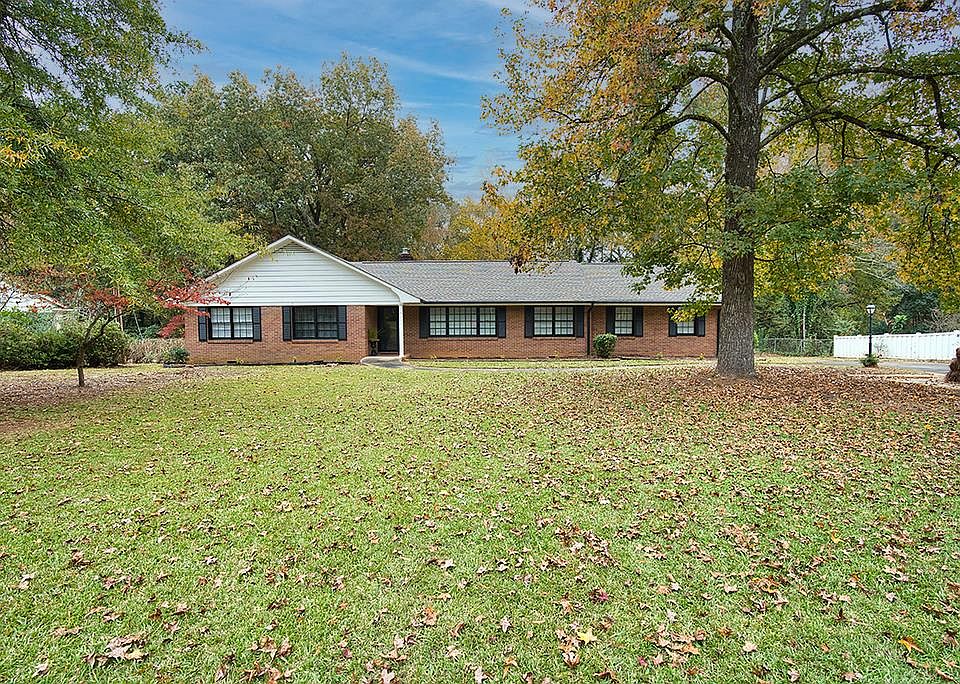1st image of 122 Highland Dr