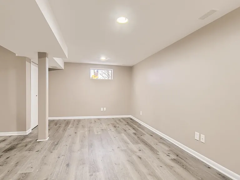 120 Roberts Rd — Photo 11