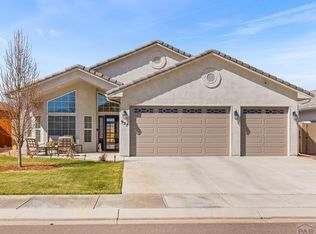 927 Plumcrest Dr, Pueblo, CO 81005