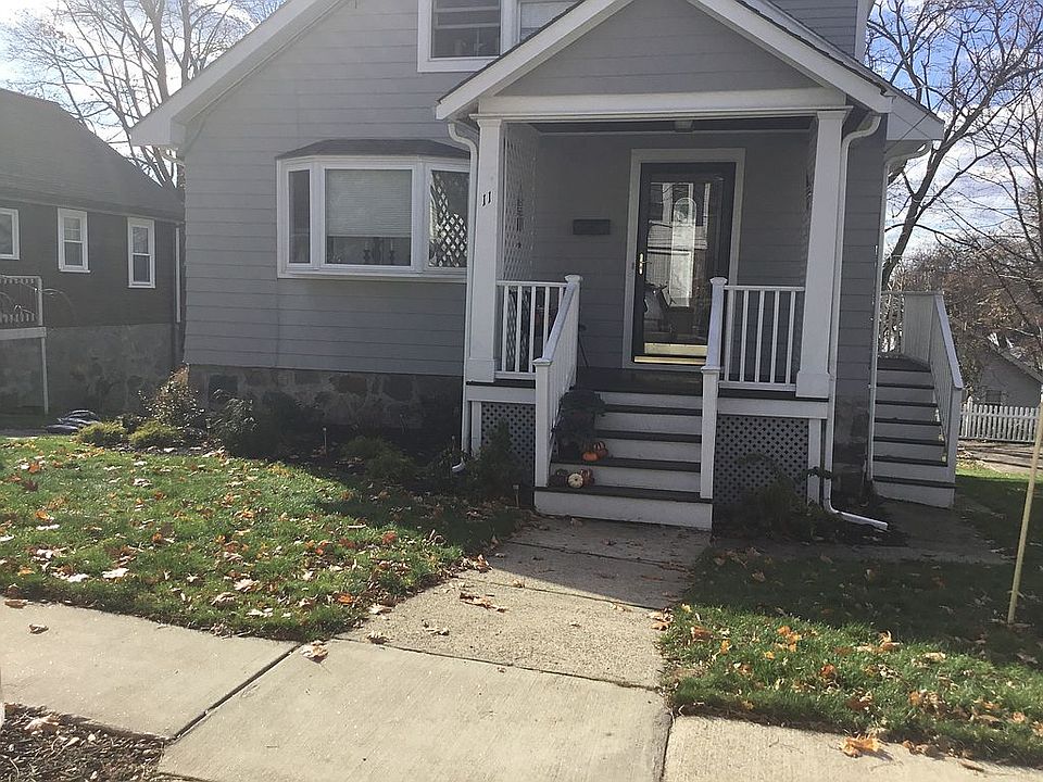 2nd image of 11 Potomac St