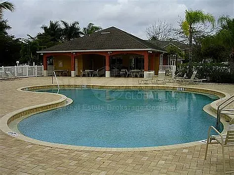 3612 Pine Oak Cir — Photo 9