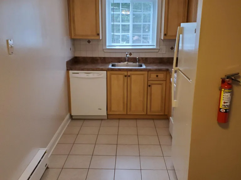255 Gay St #A2 — Photo 4