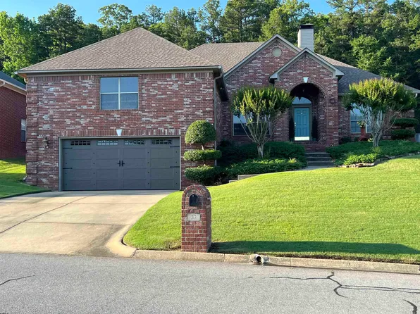 23 Ouachita Dr, Maumelle, AR 72113