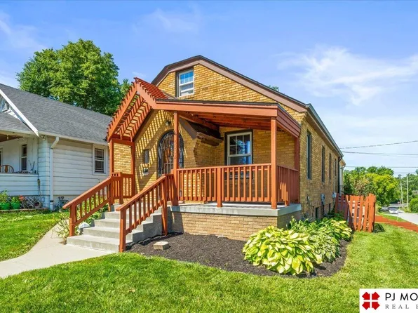 5002 S 37th St, Omaha, NE 68107