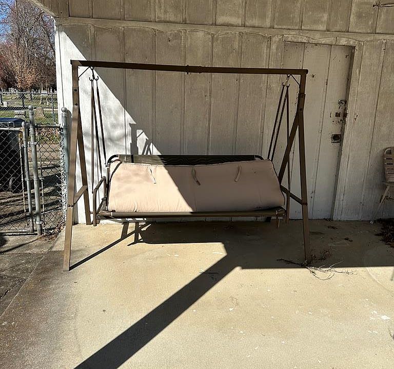 2nd image of 1713 Baird Ave