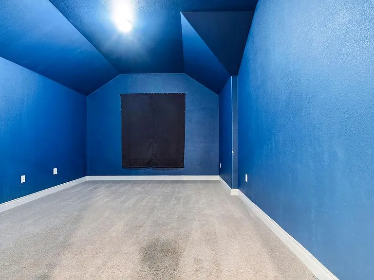 15004 Iveans Way — Photo 31