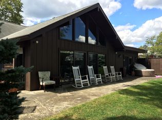 4144 Westshore Manor Rd, Jamesville, NY 13078