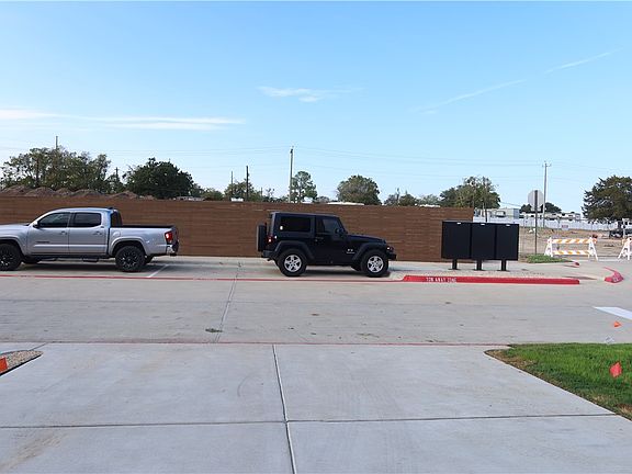 2nd image of 2905 Huffman Way