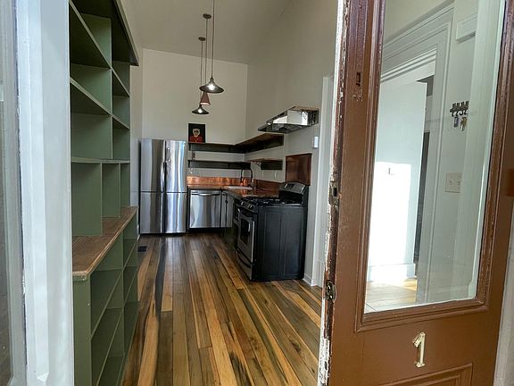 4th image of 1135 S 1st St APT 1