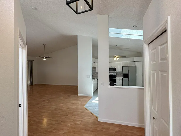 2558 Estancia Blvd — Photo 22