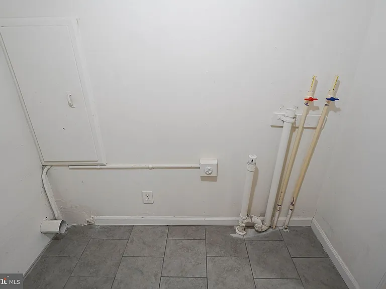 231 Newton St #A — Photo 27