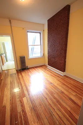 Rented by Landmark Realty & Management | media 9