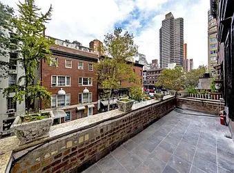 Rented by Icon Realty Management