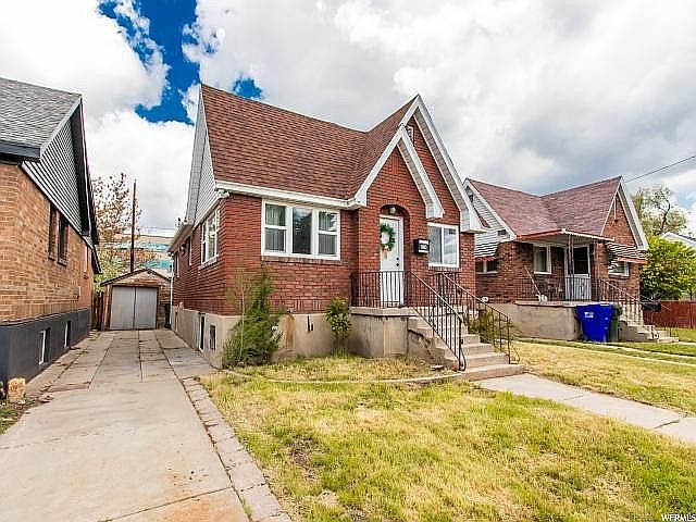 1st image of 239 E Whitlock Ave