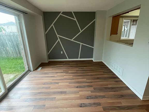 3rd image of 8 Epsom Rd N