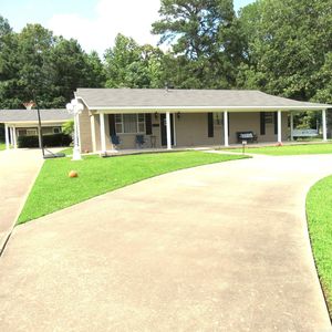 1017 Boast Rd, White Hall, AR, 71602