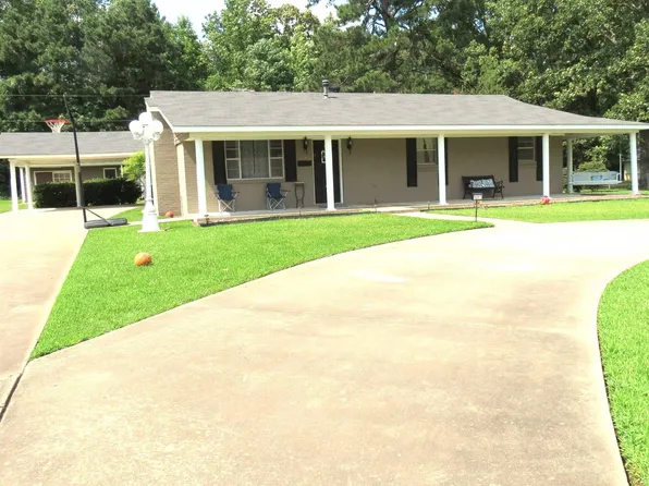 1017 Boast Rd, White Hall, AR 71602