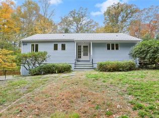 33 Geneva Rd, Norwalk, CT 06850