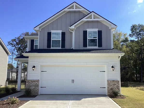 11139 Hazel Gardens Dr, Charlotte, NC 28278