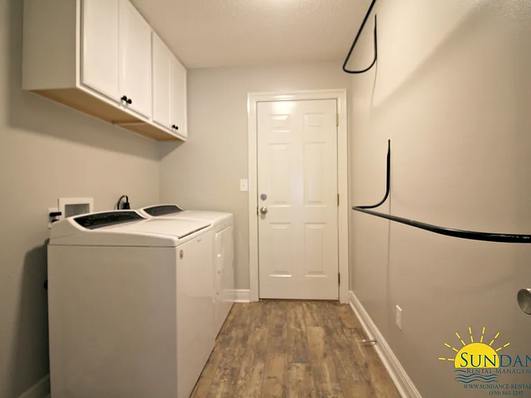 4214 Mainsail Dr — Photo 13