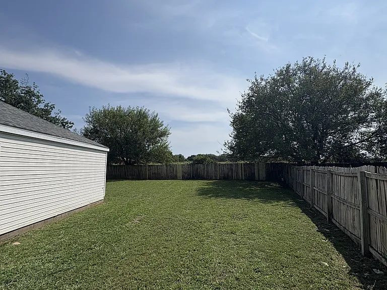 601 Cedar Brook Ct — Photo 11