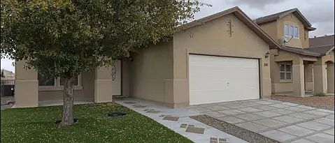 3rd image of 3001 Pino Triste Dr