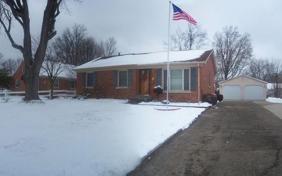1st image of 1700 Crystal Ct