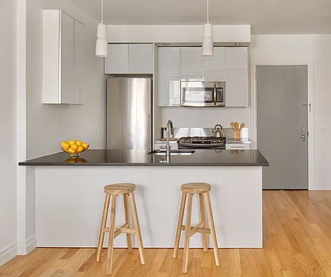 Rented by Two Trees | media 28