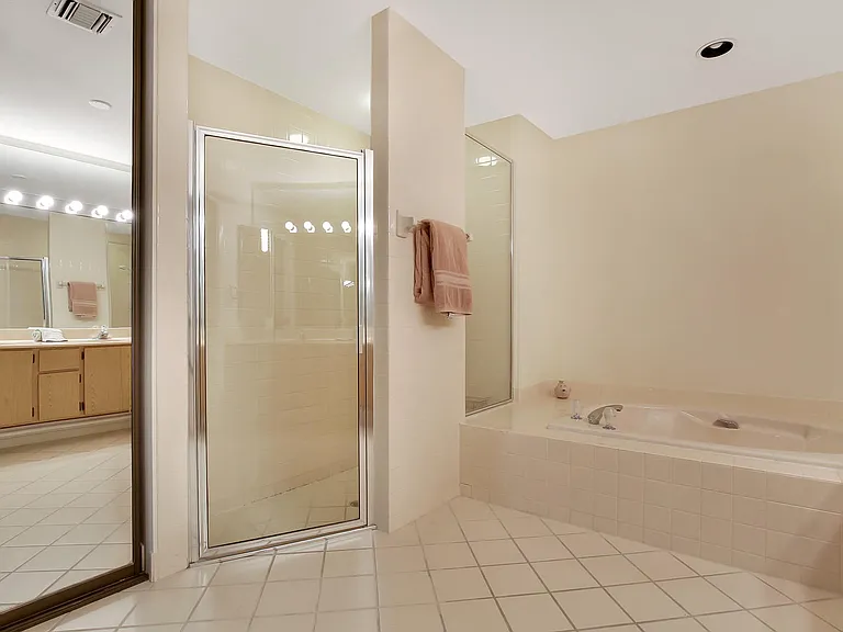 211 E River Park Dr — Photo 17