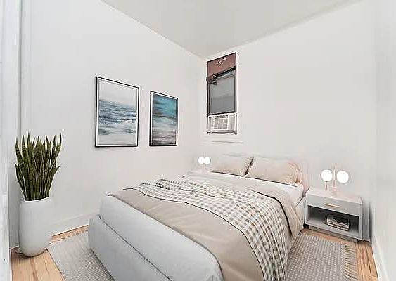5th image of 233 E 82nd St APT 4A