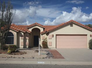 1040 W Rio Magdalena, Green Valley, AZ 85614