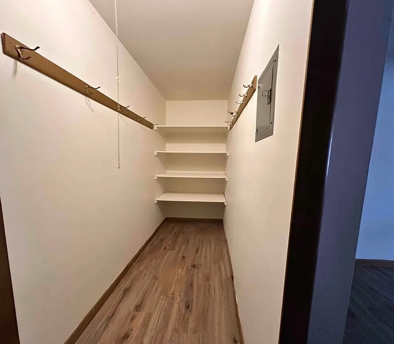 1 bed, 735 sqft, $950 — Photo 2